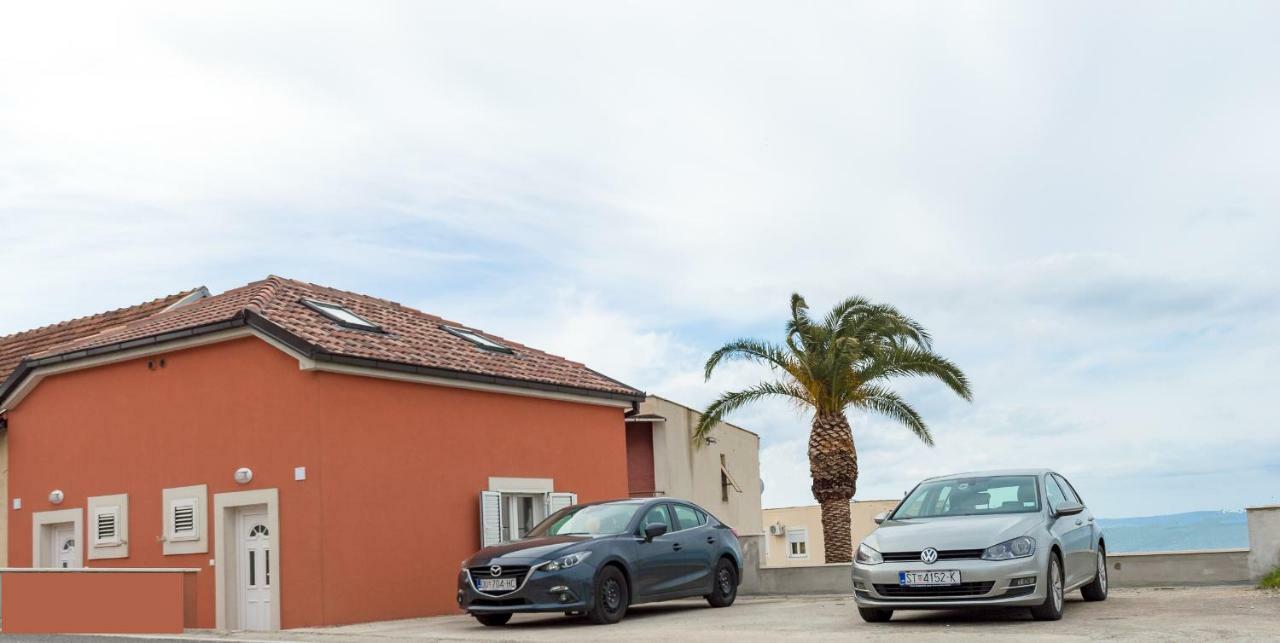 Boutique Wind Rose Apartment By The Beach Podstrana Exterior photo